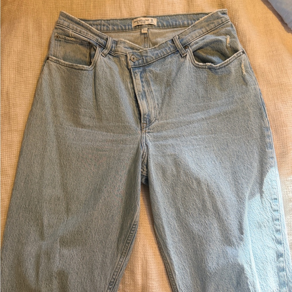 Abercrombie and fitch curve love jeans